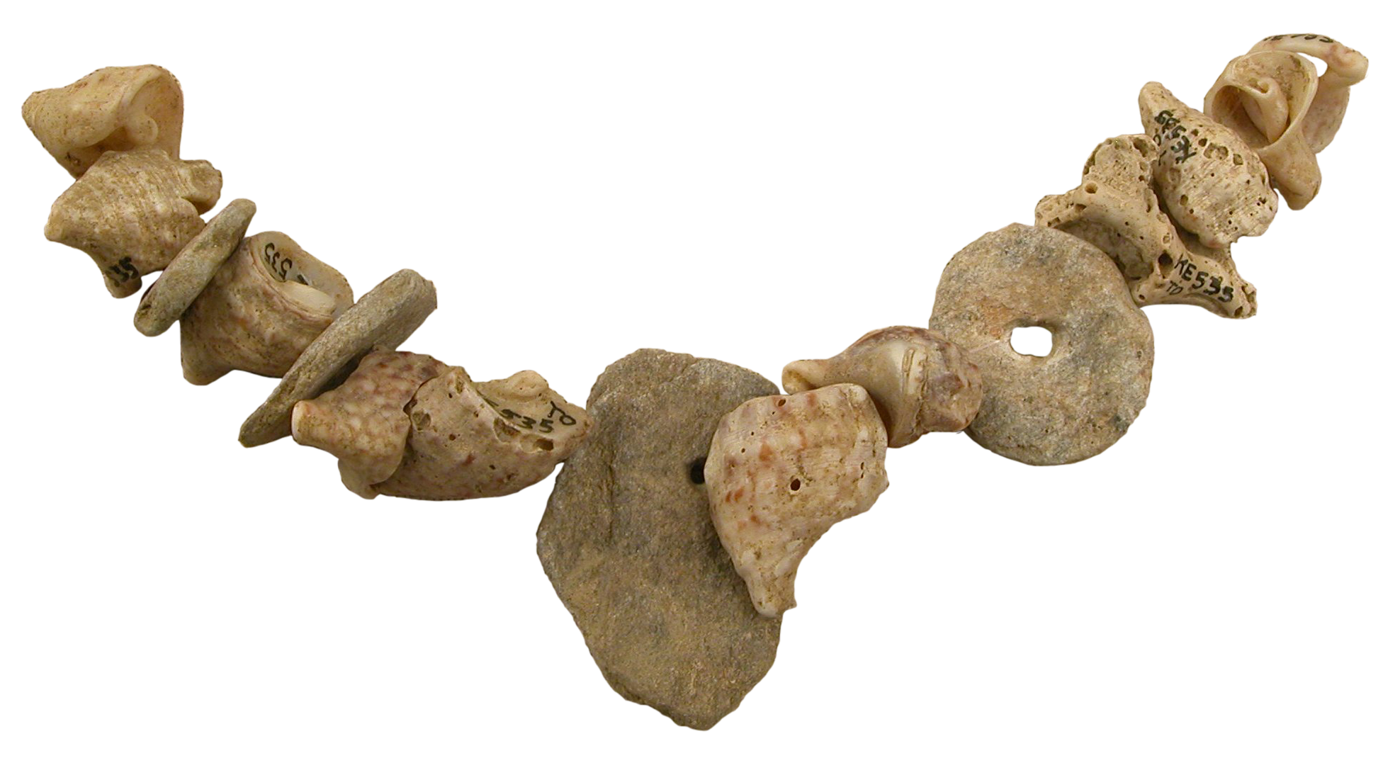 Colourful stones and seashells | ARCHAEOLOGICAL MUSEUM OF THESSALONIKI