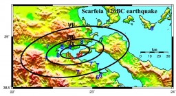 Κατανομή βλαβών στην κλίμακα Mercalli του σεισμού της Σκάρφειας το 426 π.χ. βασισμένη στις περιγραφές των Θουκυδίδη, Καλατιανού.