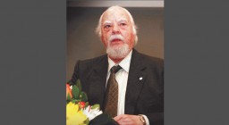 Νικόλαος Μουτσόπουλος